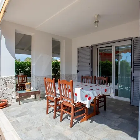 Villetta Flora Apartment