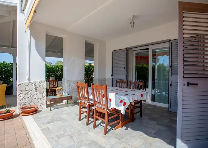 Villetta Flora Apartment